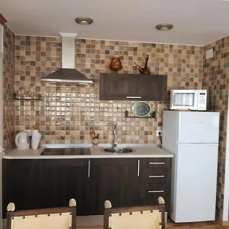 Luxury Apartment *